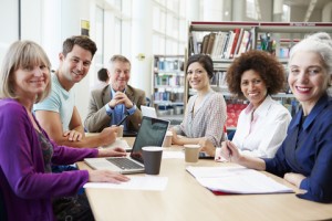 library students collaborating